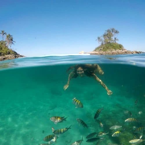 PASSEIO DE LANCHA PRIVADA EM ANGRA DOS REIS — imagem 2 de 5