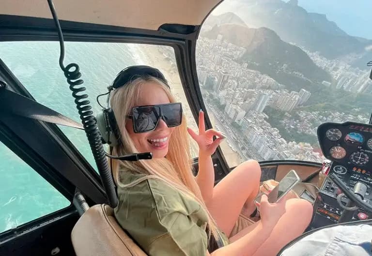 VOO DE HELICÓPTERO — imagem 4 de 5