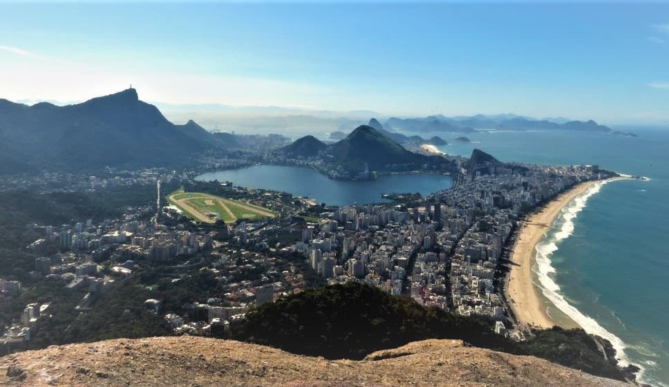 TRILHA MORRO DOIS IRMÃOS E FAVELA TOUR NO VIDIGAL
